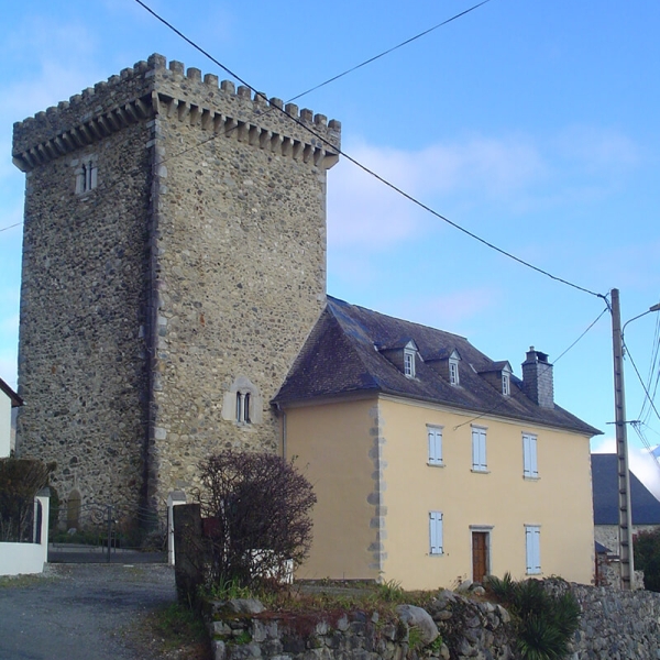 CHATEAU-DE-SALLES