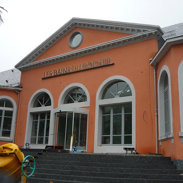 THERMES-DES-ROCHERS-A-CAUTERETS